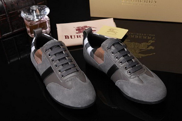 Burberry Fashion Men Sneakers--052